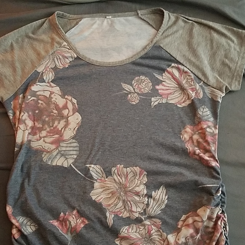 XL womens maternity shirt